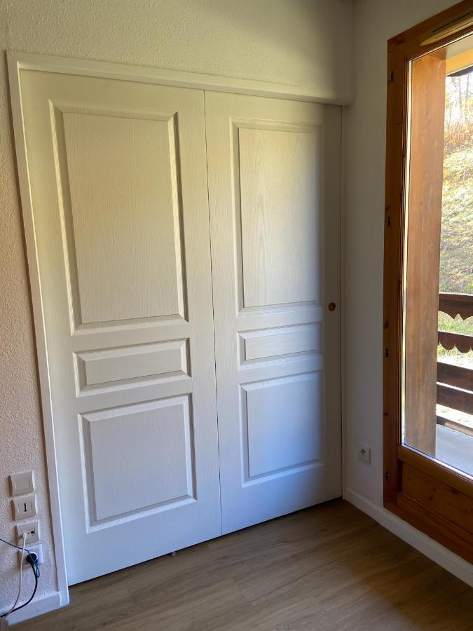 Appartement Risoul, 2 pièces, 6personnes avec Piscine Extérieur photo
