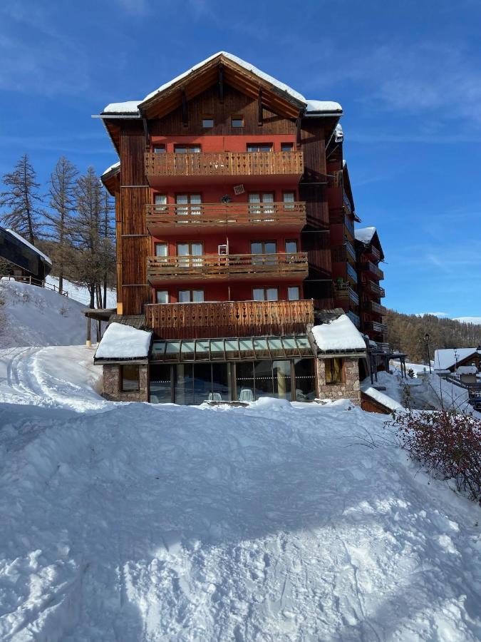 Appartement Risoul, 2 pièces, 6personnes avec Piscine Extérieur photo